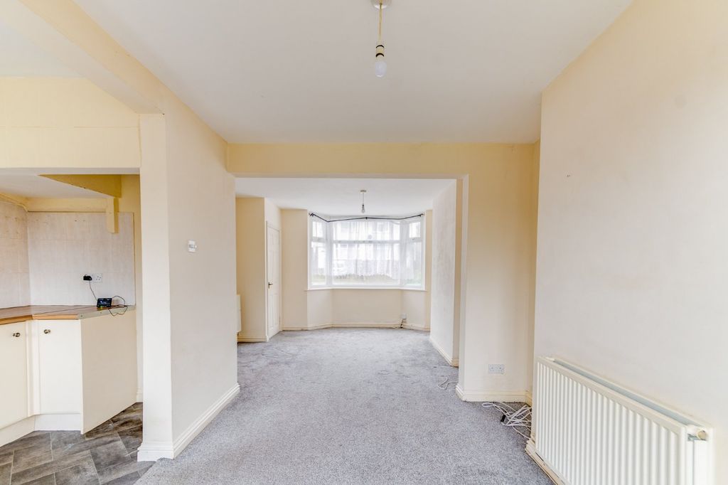 Property photo 2 of 12 Picture No. 10