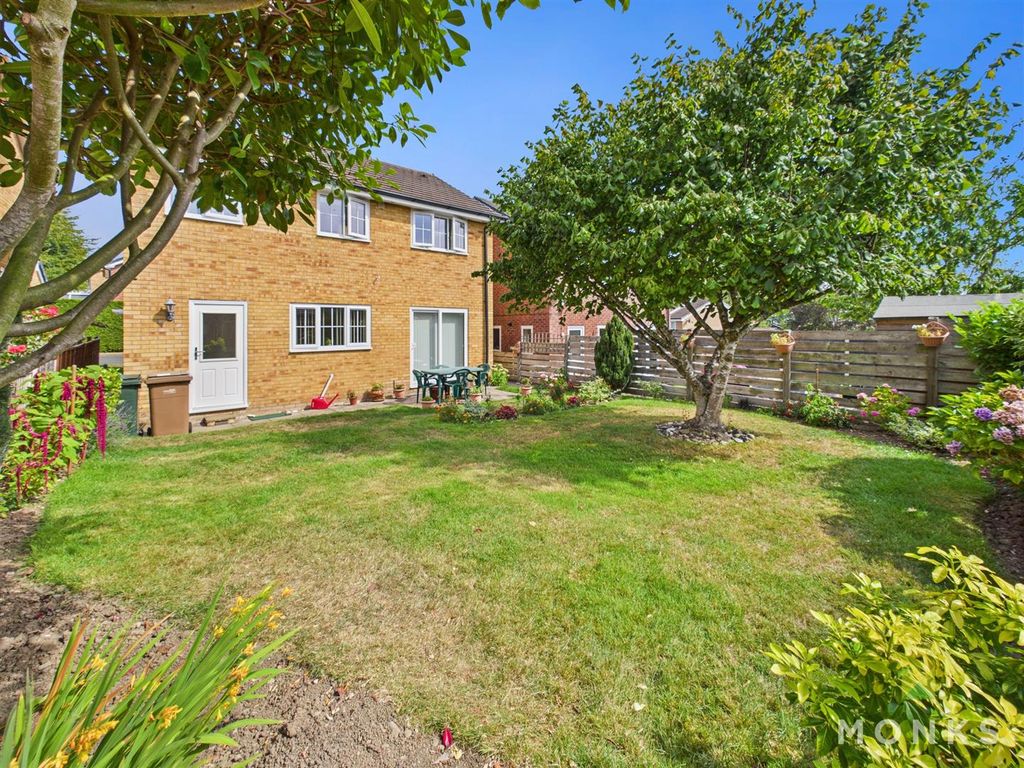 Property photo 3 of 21 Cam01420G0-Pr0735-Still015.Jpg