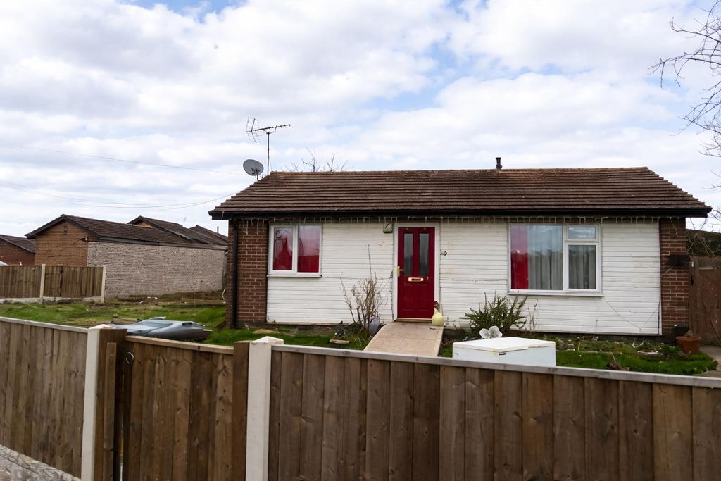 Property photo 1 of 10 Front - New .Png