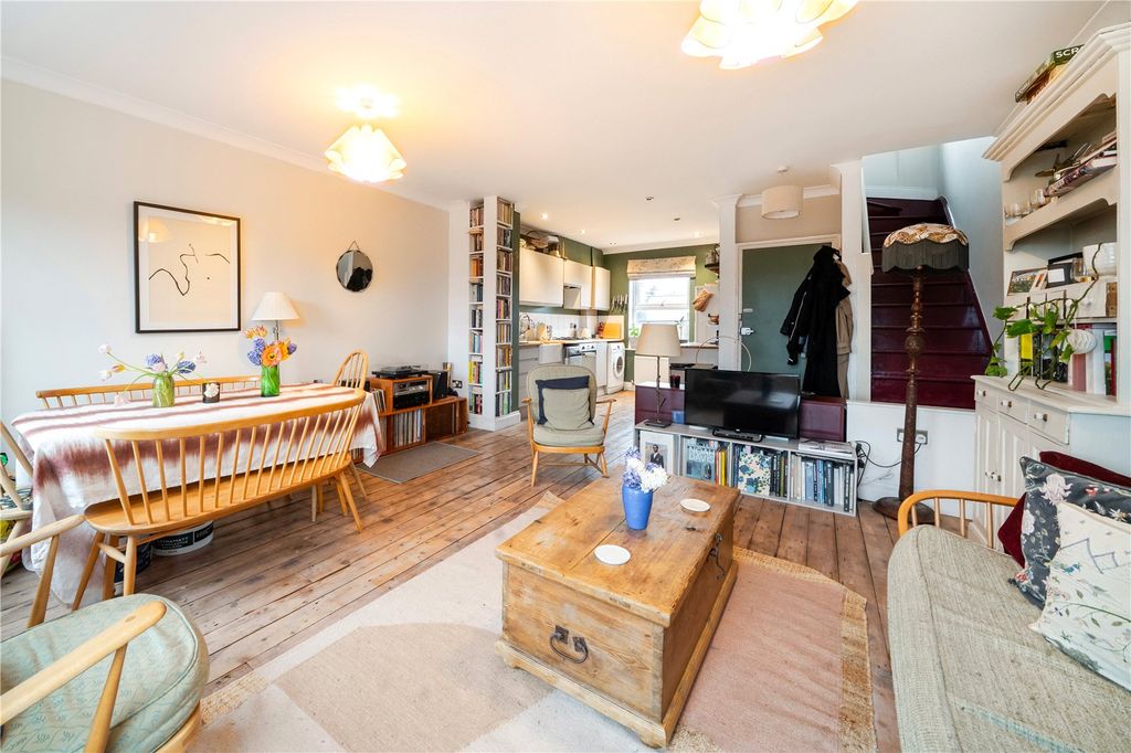 Property photo 3 of 10 Picture No. 20