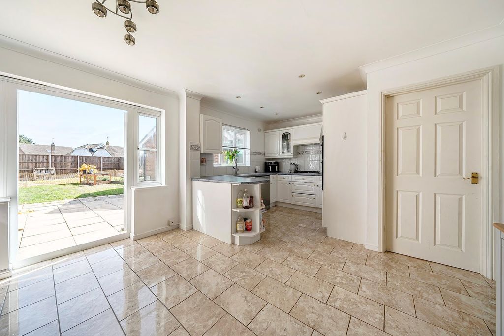 Additional image 6 of 4 bed detached house for saleArtillery Drive, Dovercourt, Harwich CO12