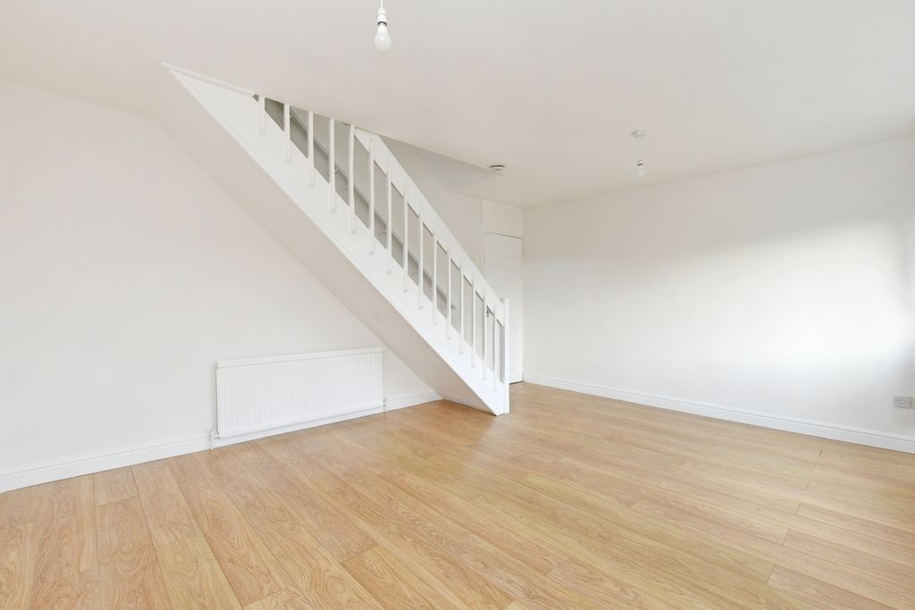 Property photo 2 of 12 Lrg_Dsc_6397