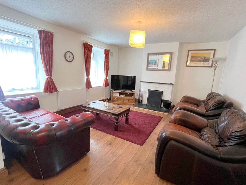 Property photo 3 of 23 Picture No. 20