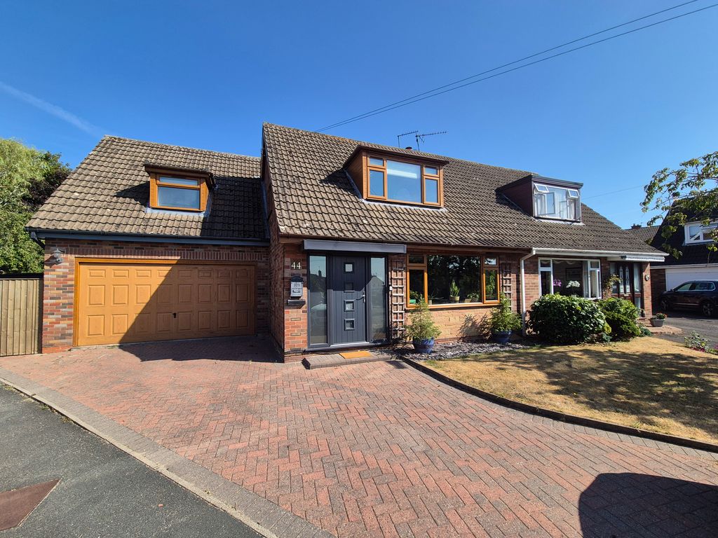 Property photo 1 of 24