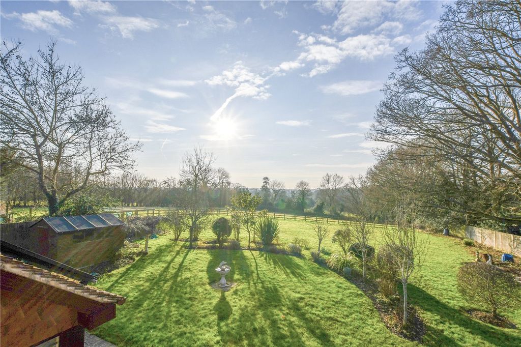 Property photo 2 of 21 Picture No. 36