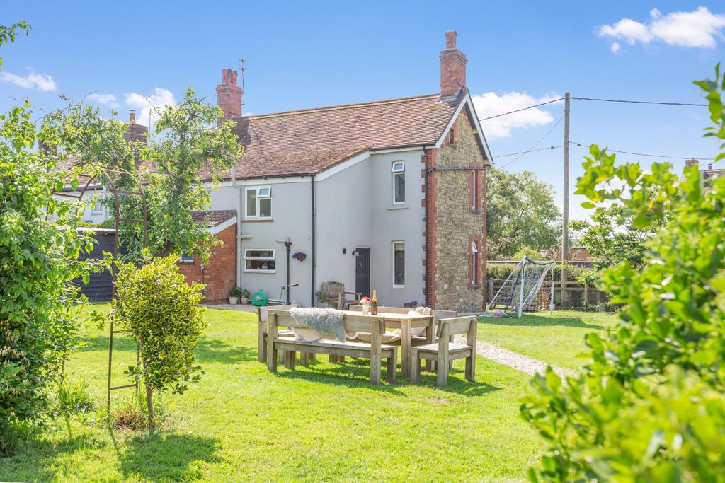 Property photo 3 of 16