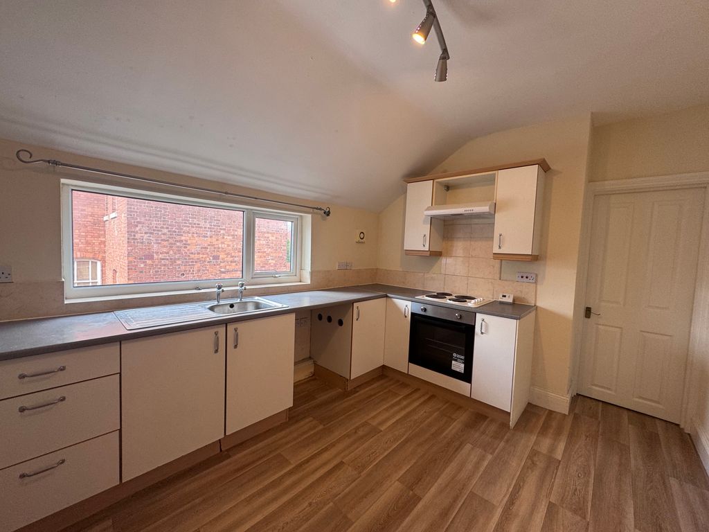 Property photo 3 of 13 Img_4078