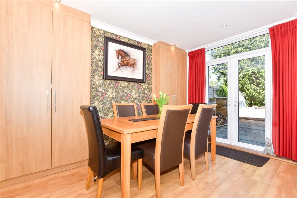 Property photo 3 of 10 Kitchen/Diner