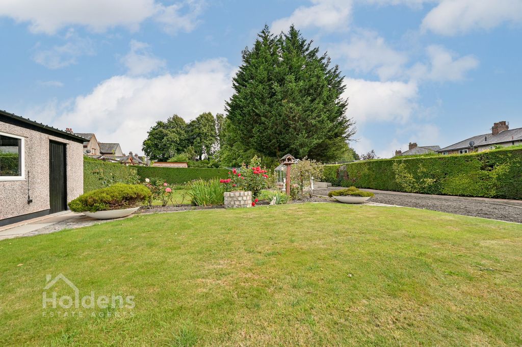 Property photo 3 of 24