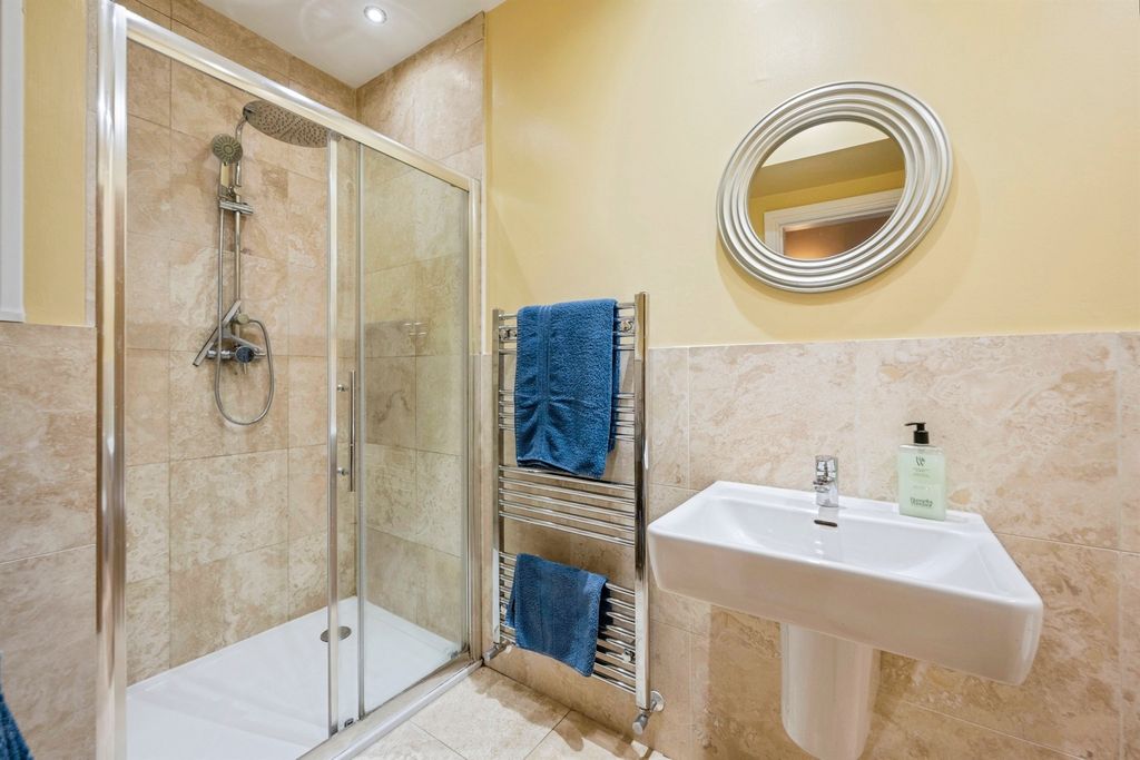 Additional image 19 of 5 bed semi-detached house for saleSt. Marys Road, Tickhill, Doncaster DN11