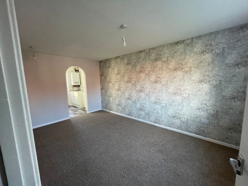 Property photo 2 of 9 Living Room