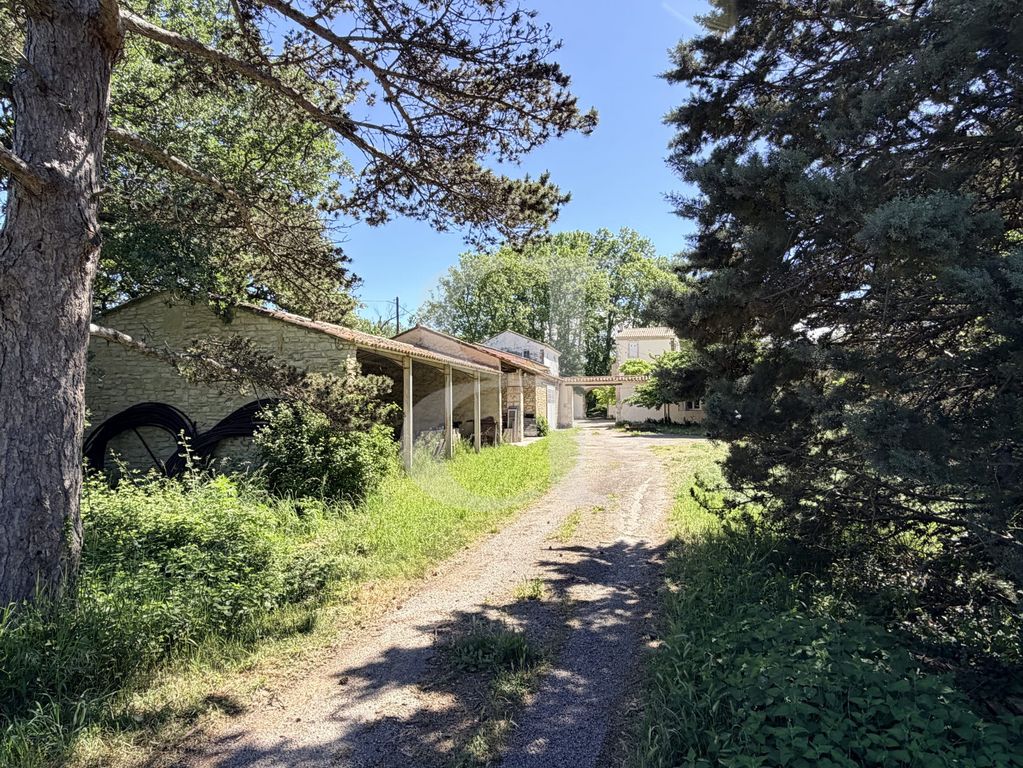Property photo 2 of 30