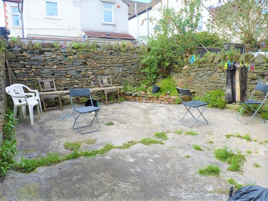 Property photo 3 of 8