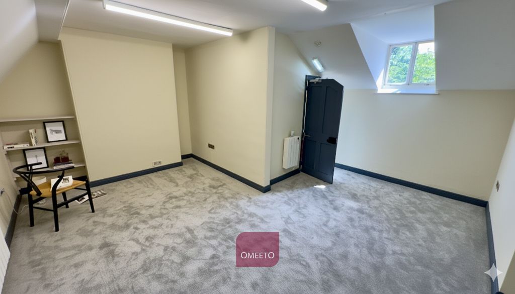 Property photo 3 of 9 Office To Let