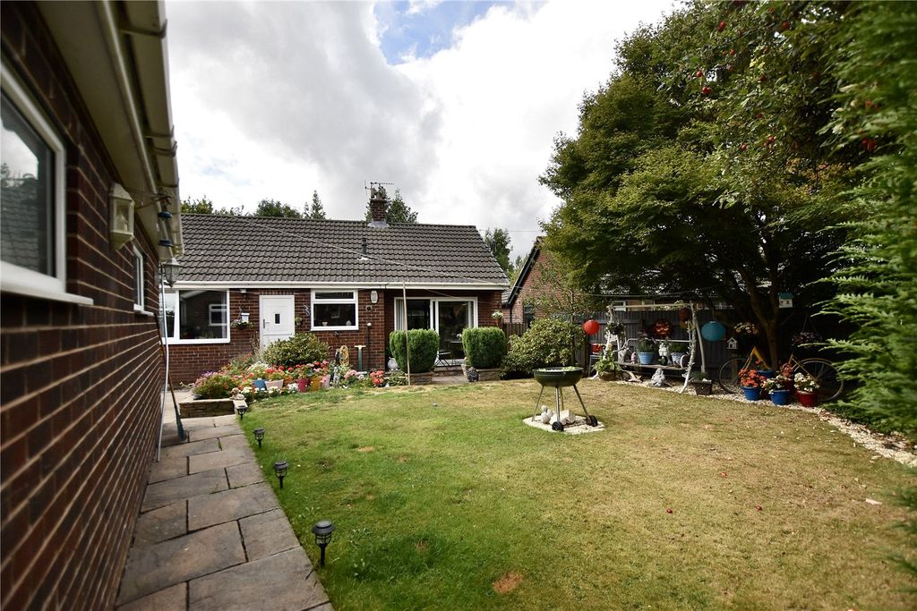 Property photo 3 of 21 Picture No. 14