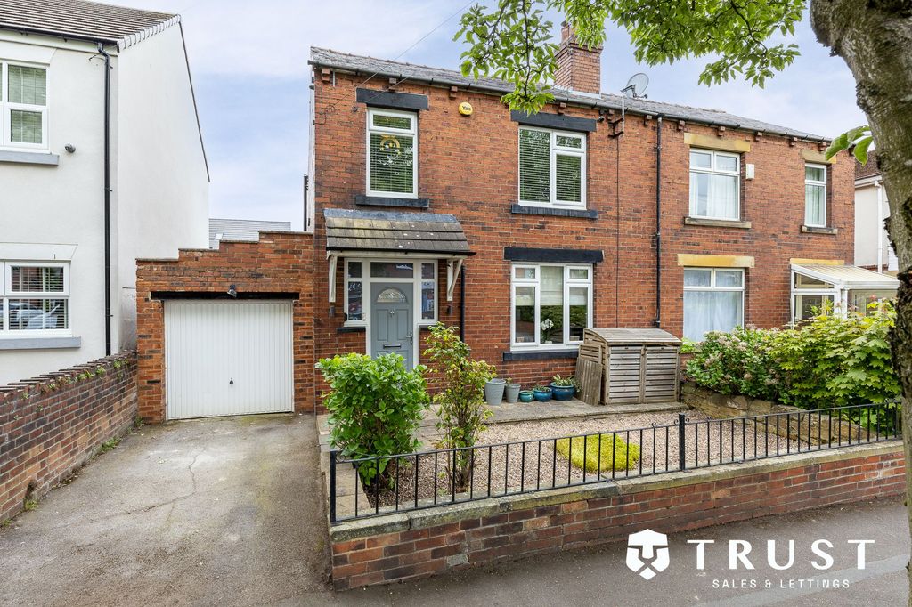 Property photo 1 of 48