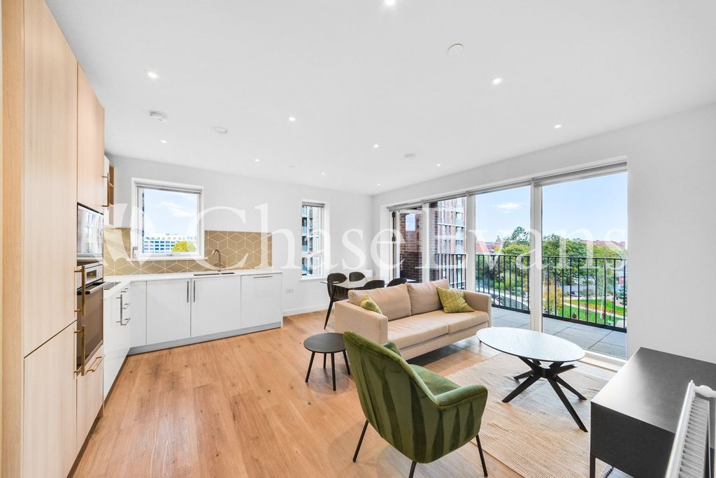 Property photo 1 of 15 Living Area