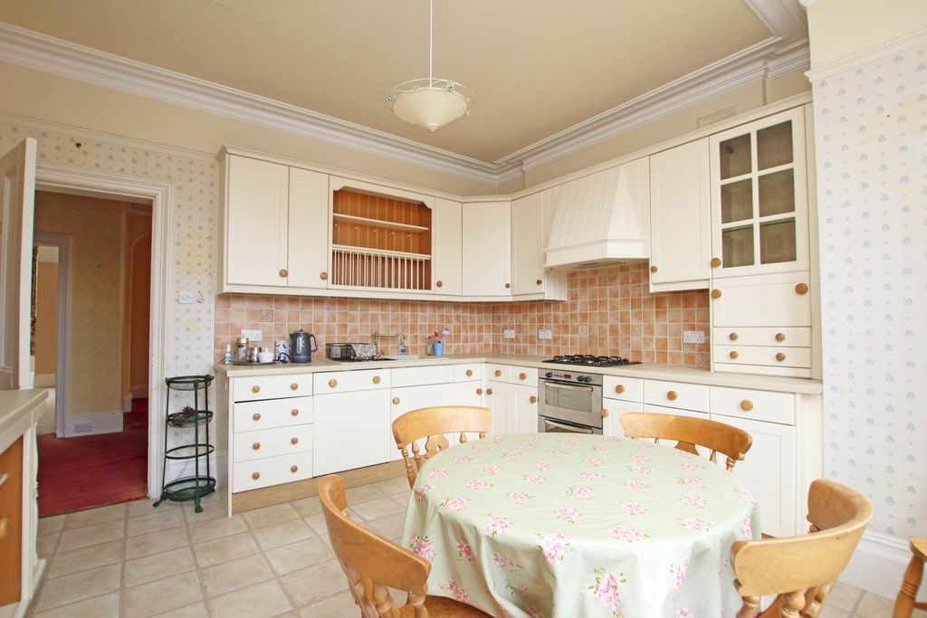 Additional image 8 of 5 bed flat for saleGrassington Road, Eastbourne BN20