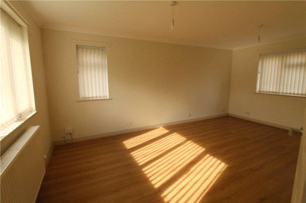 Property photo 2 of 6 Picture No. 01