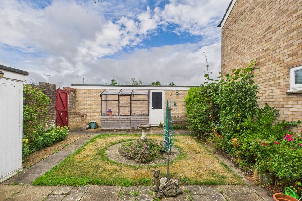 Property photo 2 of 22