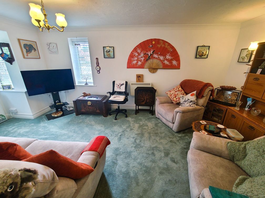Property photo 3 of 14