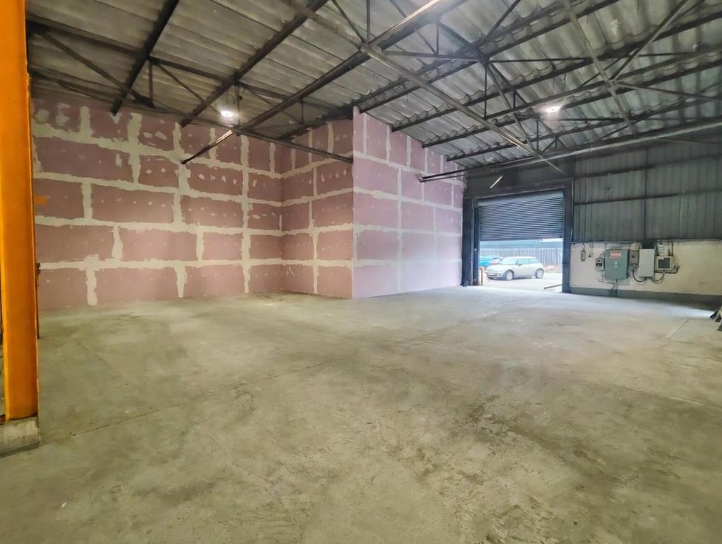 Property photo 1 of 4 Grok-Image-190A75A4-68d4-4c36-B261-De8d7c9B7011.Pn