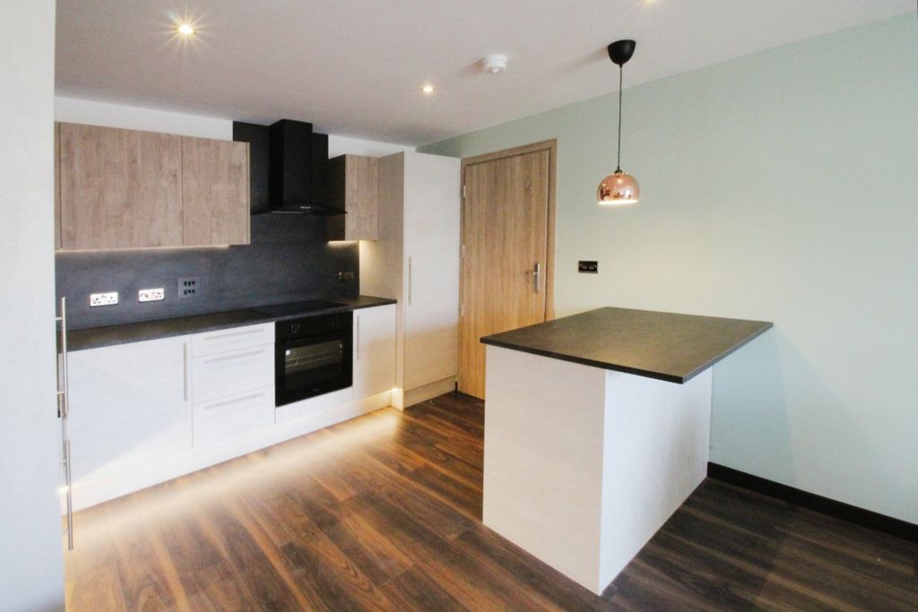 Property photo 2 of 9 Kitchen/Living Space