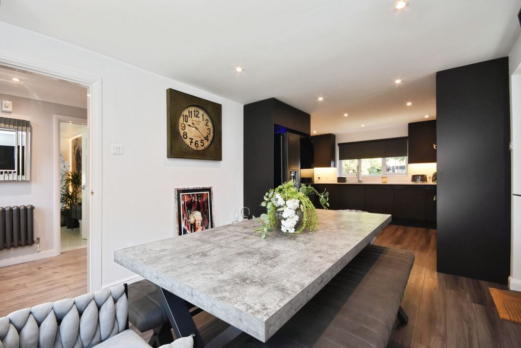 Property photo 1 of 20 Kitchen Diner