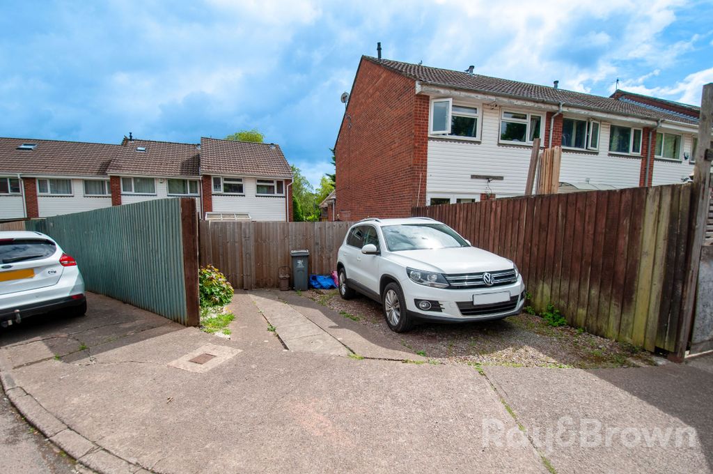Property photo 2 of 29