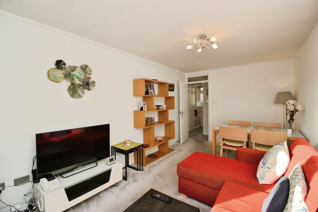 Property photo 1 of 23 Lounge/Dining Room