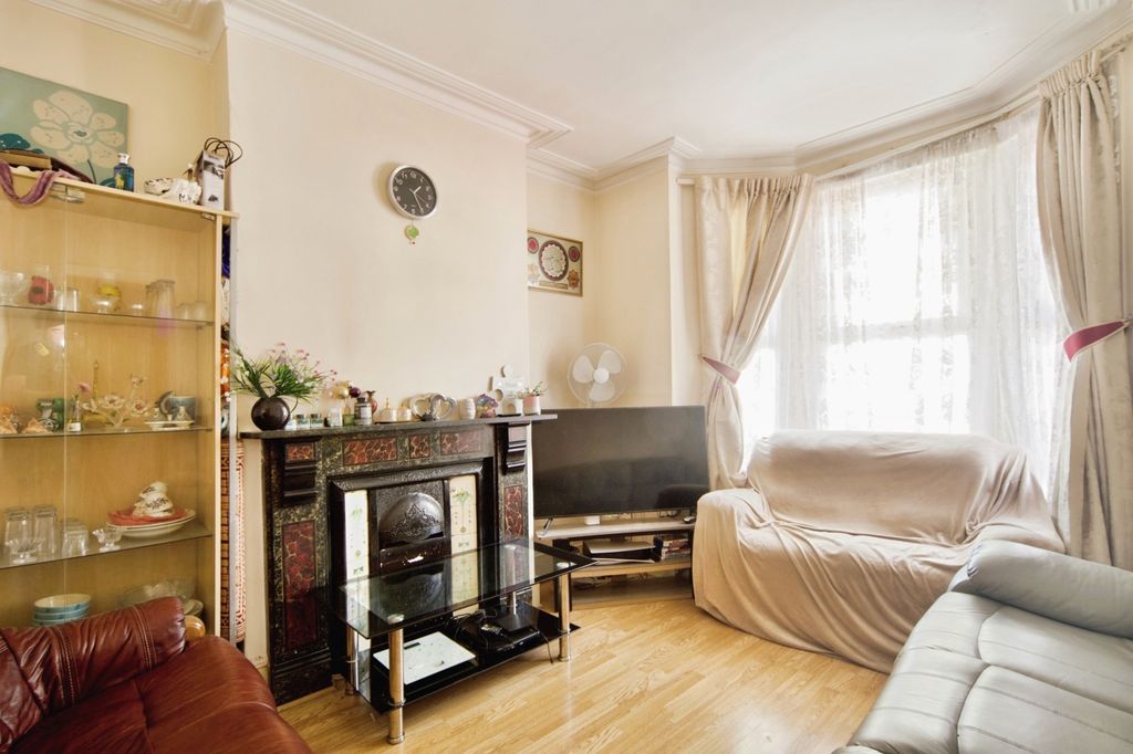 Property photo 2 of 13 Pbox-Img.Jpg