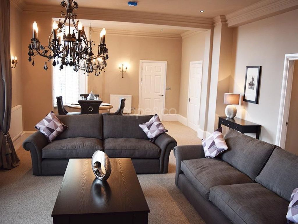 Property photo 2 of 11 1862182