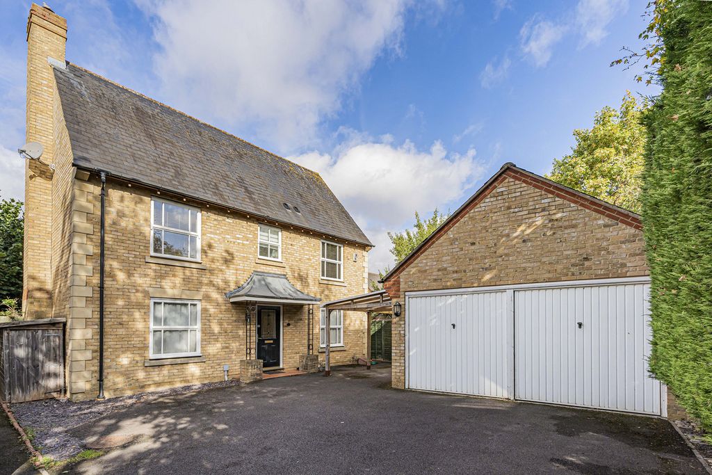 Property photo 1 of 31