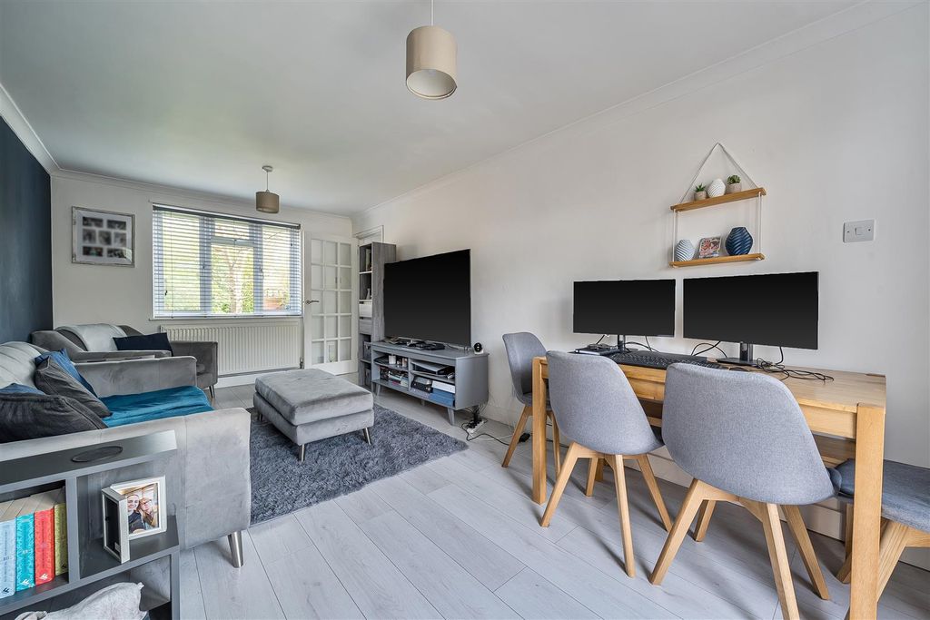 Property photo 3 of 23 1433099-7-69Bda4Cb54263.Jpg