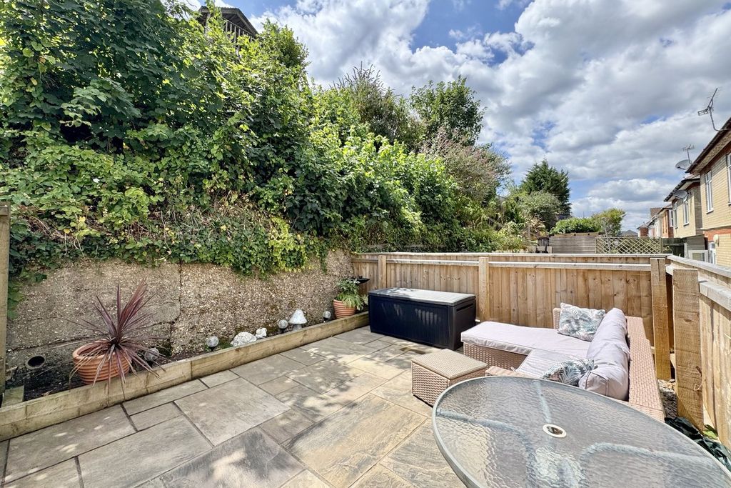 Property photo 3 of 13