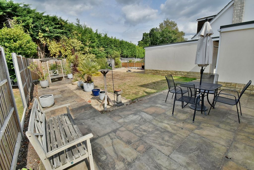 Property photo 2 of 19