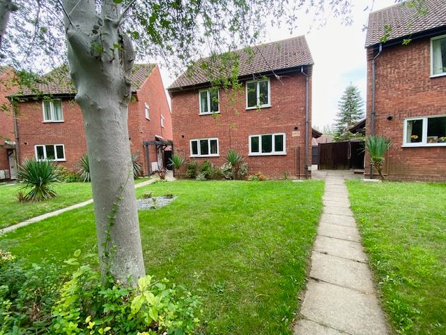 Property photo 1 of 12 Exterior
