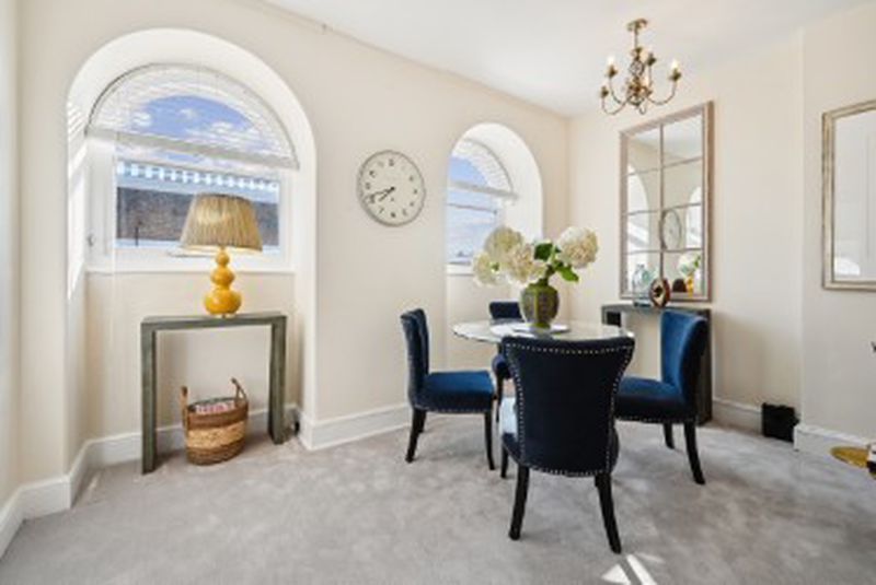 Property photo 2 of 9 Photo 5