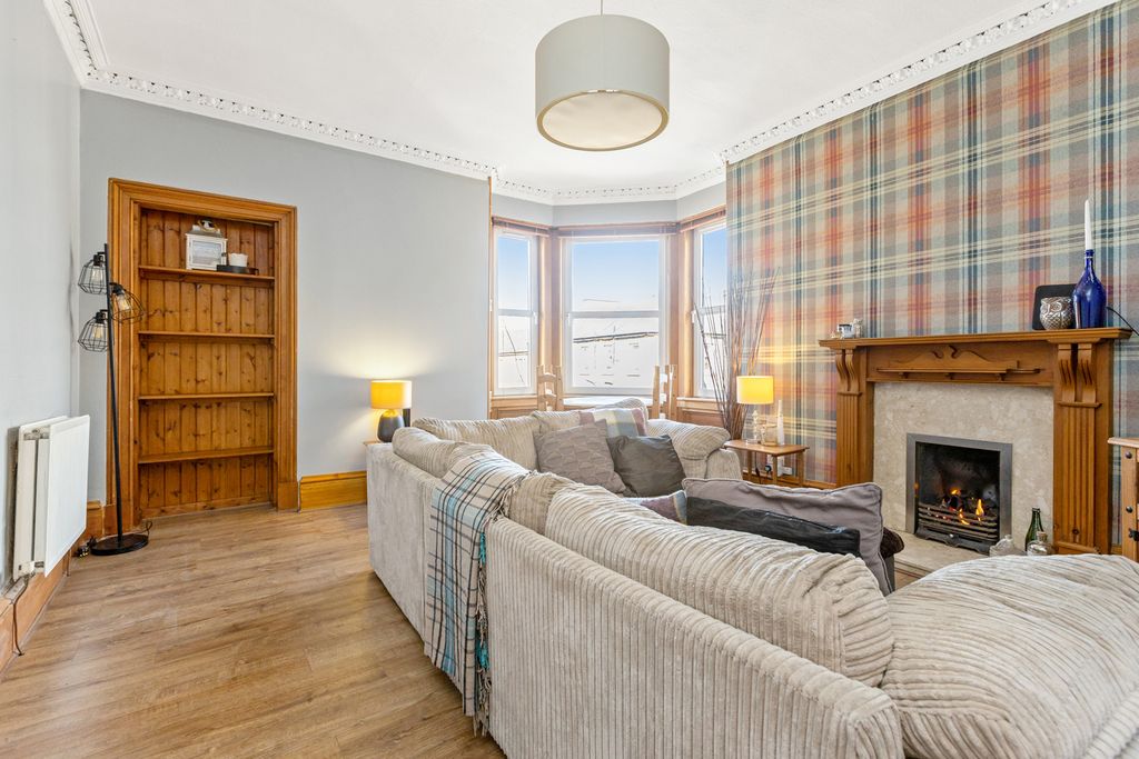 Property photo 2 of 21 Property Image 2