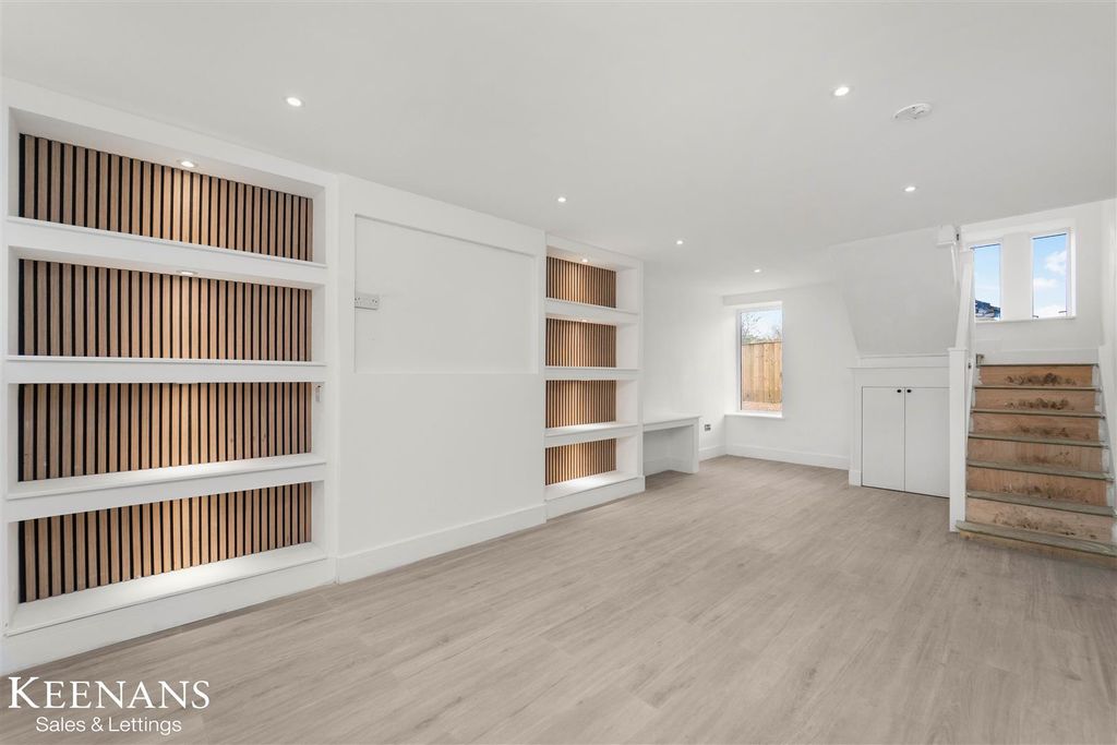 Property photo 3 of 48 3.Jpg