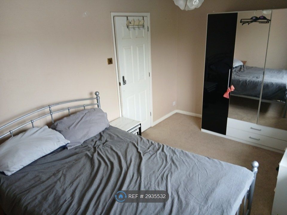 Property photo 2 of 2