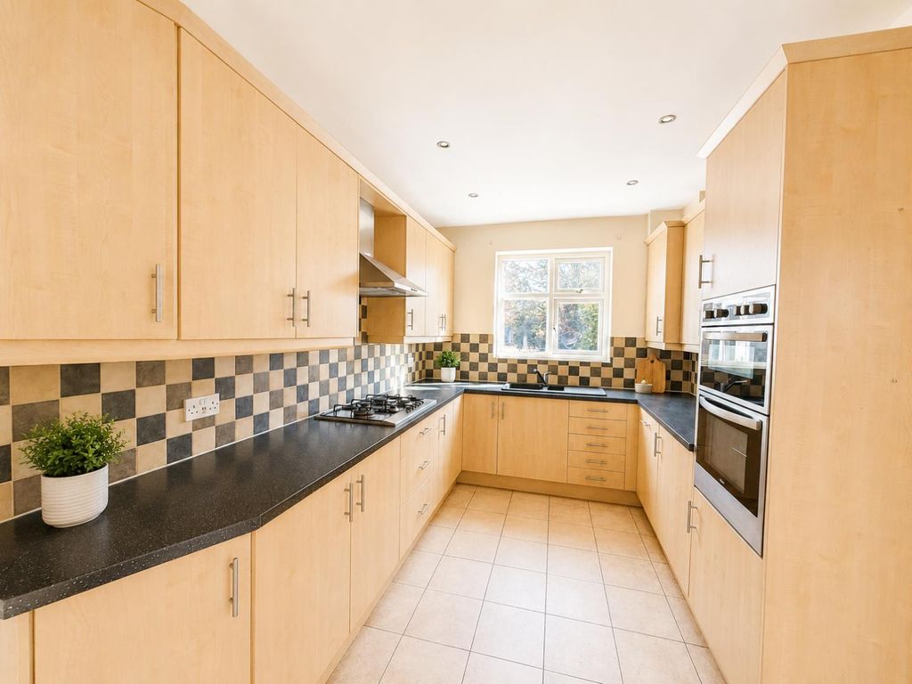 Property photo 3 of 23 4.Png