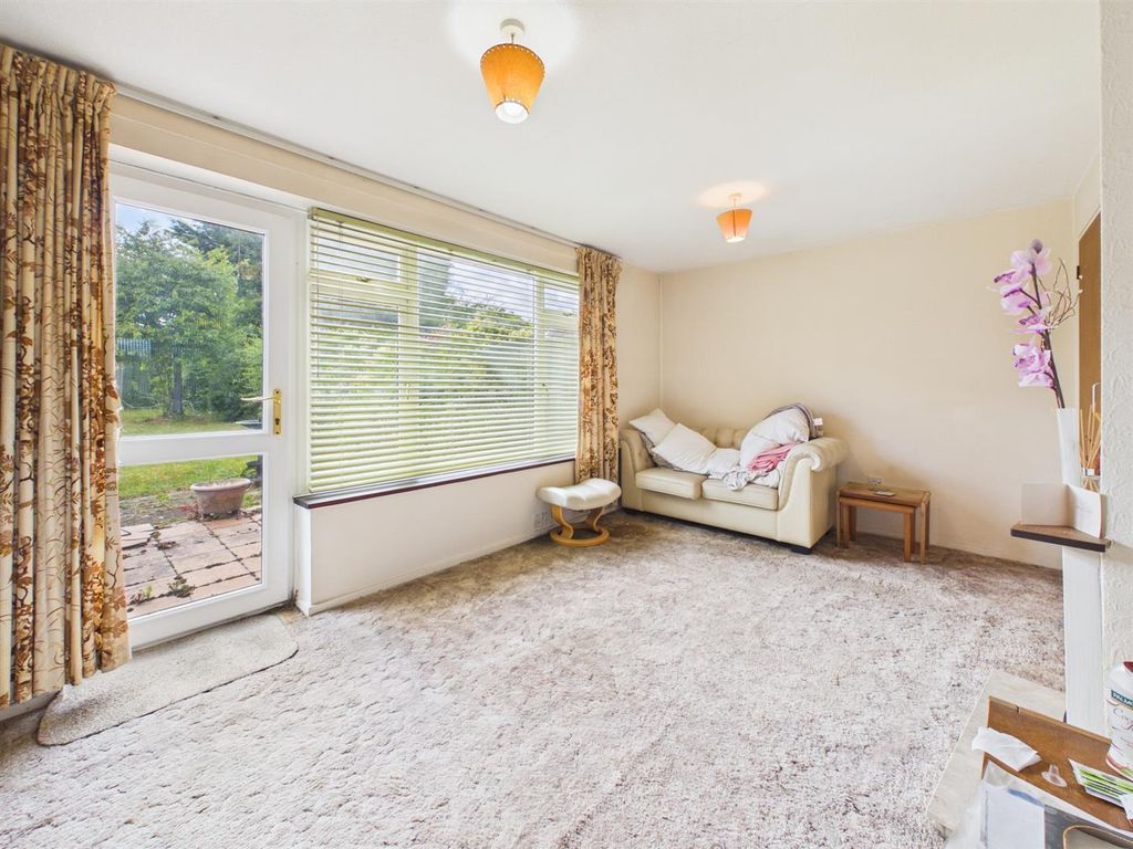Property photo 3 of 10 Cam05510G0-Pr0228-Still004.Jpg