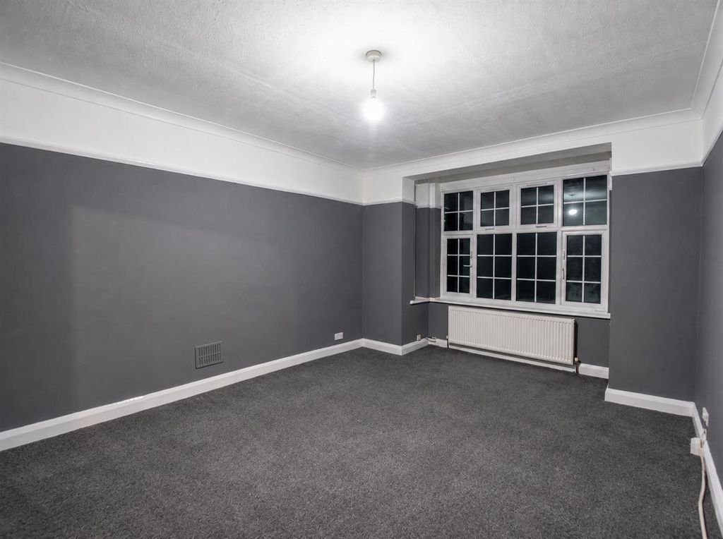Property photo 3 of 10 1.Png