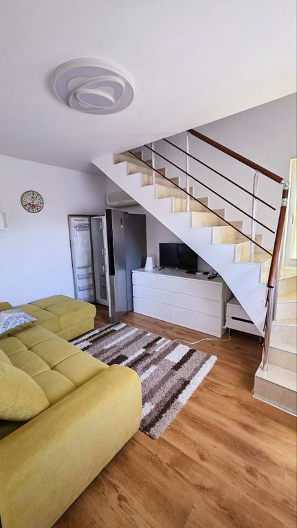 Property photo 3 of 26