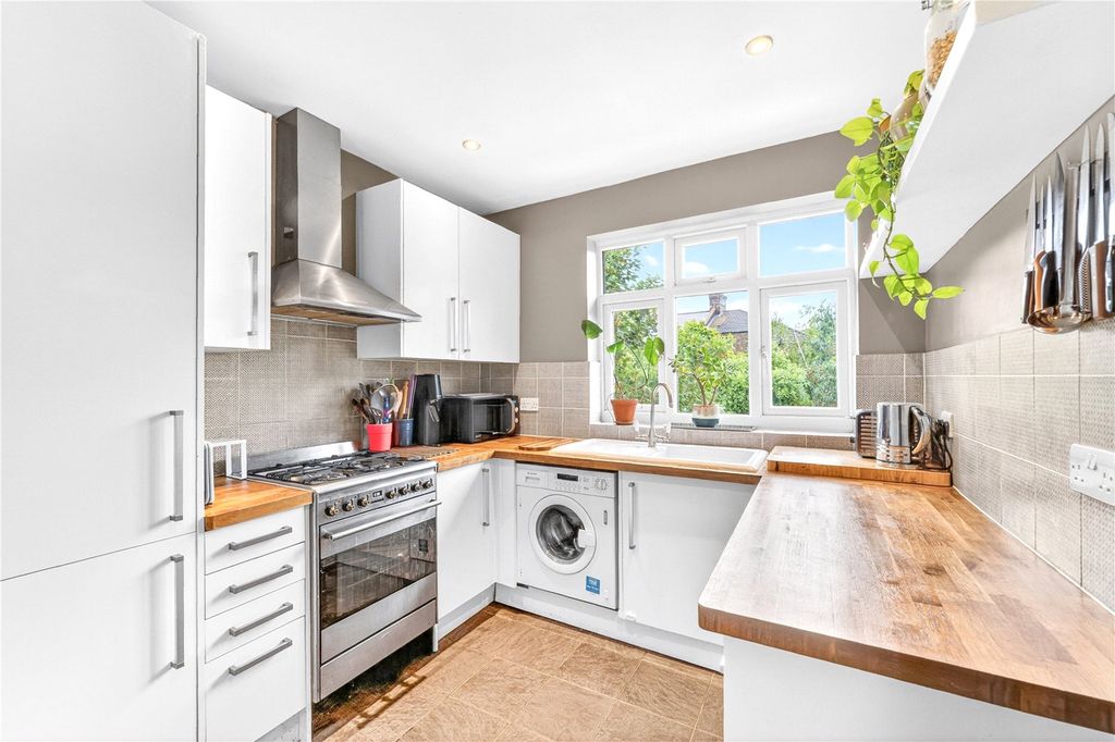 Property photo 2 of 11 Picture No. 05