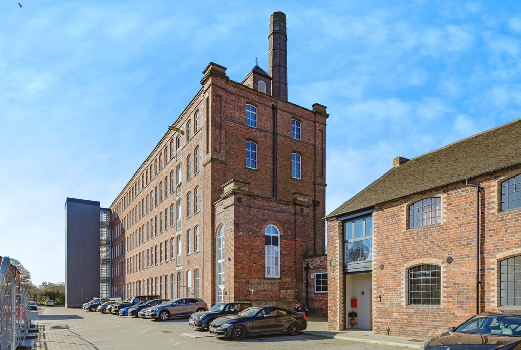 Property photo 1 of 15 Photography