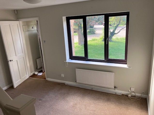 Property photo 3 of 8 Lounge Window