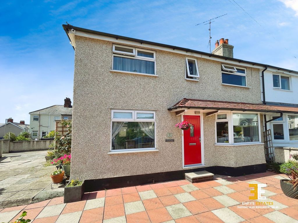Property photo 1 of 34