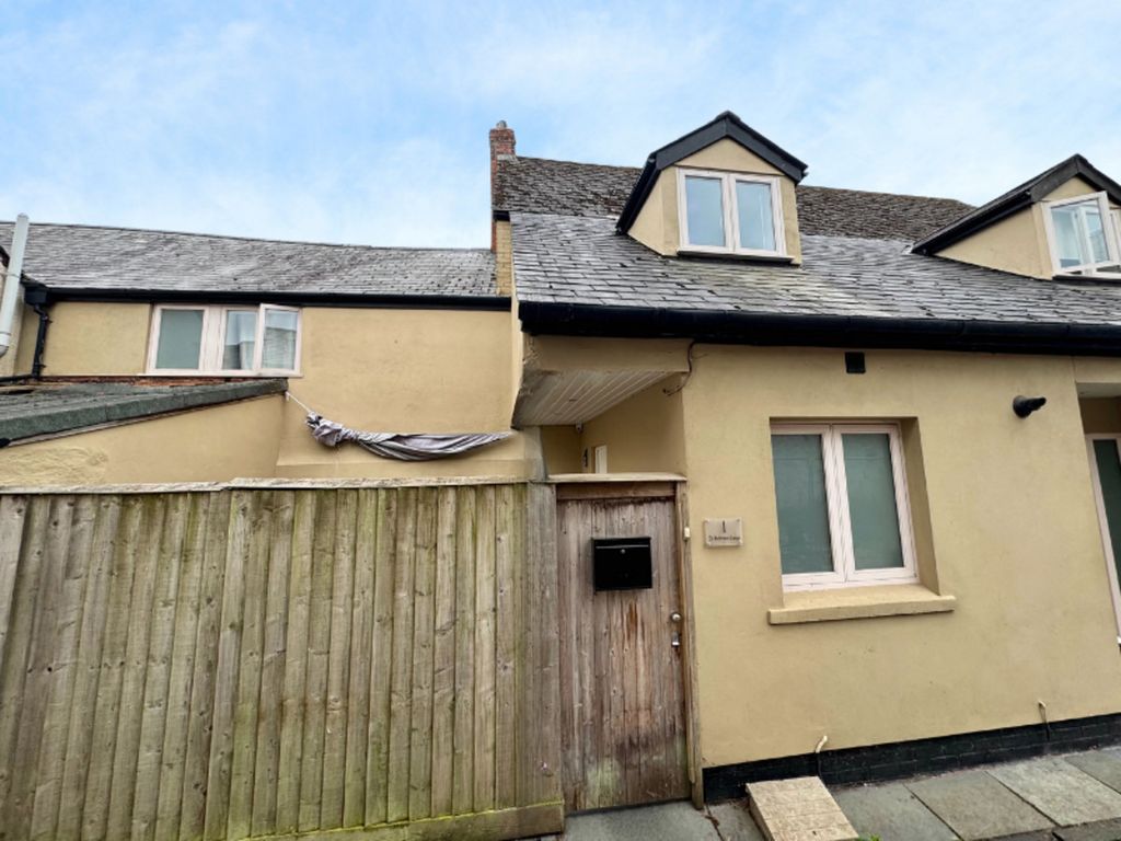 Property photo 1 of 11